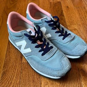 New Balance Sneaker